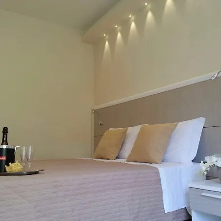 Giardino Sorrentino Couette-café 4*