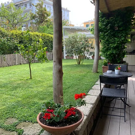 Couette-café Giardino Sorrentino 4*